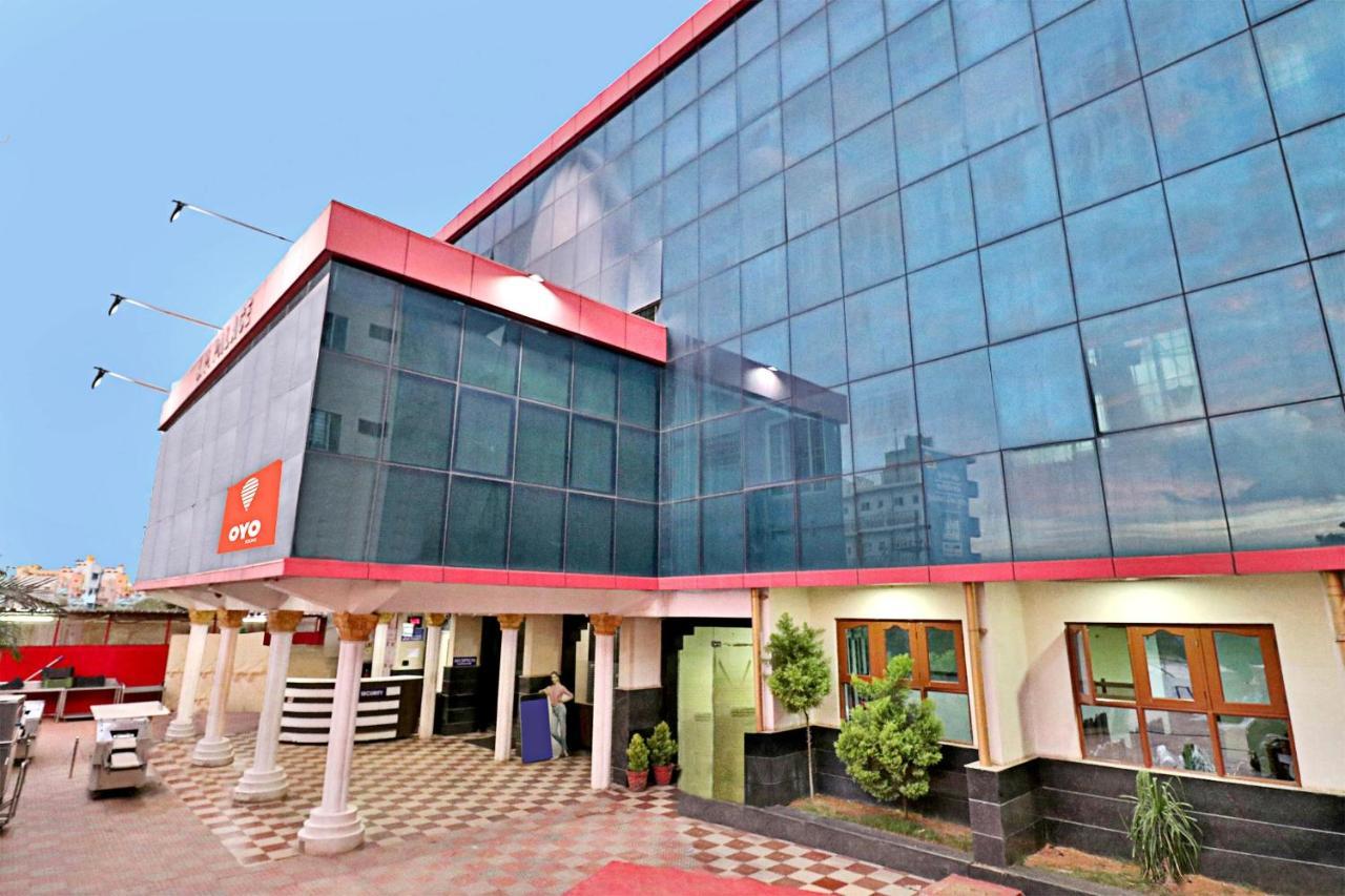 Oyo J P Palace Hotel Dod Ballapur Exterior photo